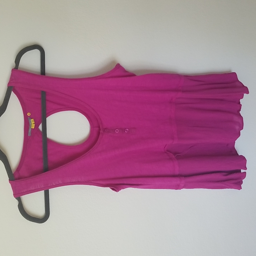 Anthropologie Magenta Keyhole Back Tank Top Sz Small